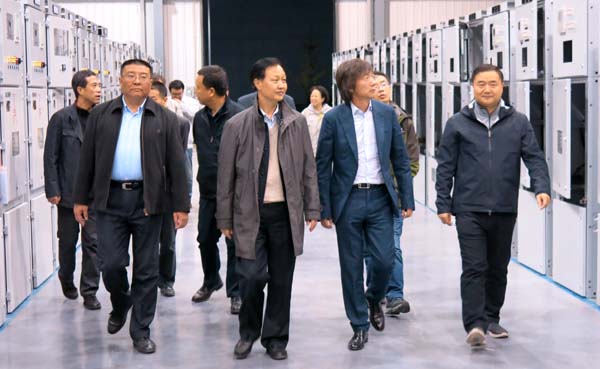 寧波菲仕公司總裁任文杰一行赴長城電工參觀交流，共探技術(shù)創(chuàng)新合作新機遇